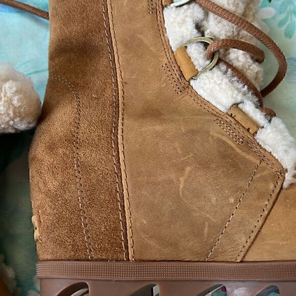 Sorel Joan of Arctic Wedge II Sherpa Tie Boots - 8 Camel - Picture 13 of 16